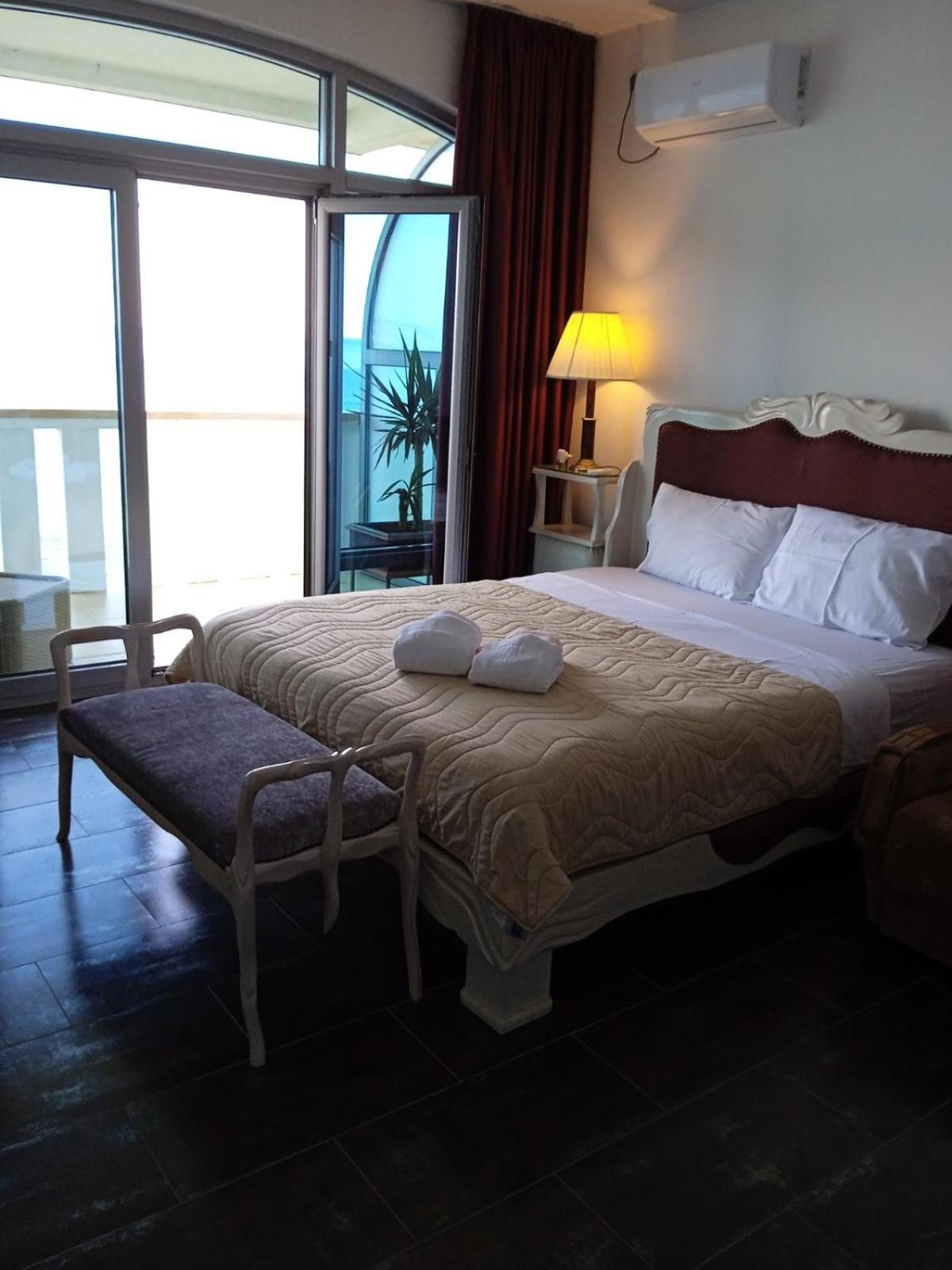 Sunset View Apartments 巴尔 客房 照片